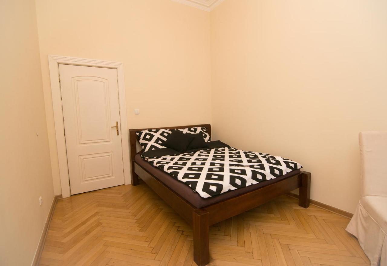 Charme De Varsovie Warsaw Exterior photo